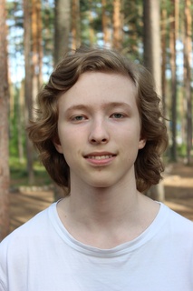 Лаврушин Денис