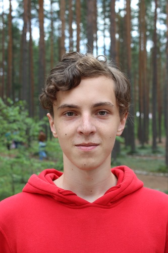 Комаров Кристиан